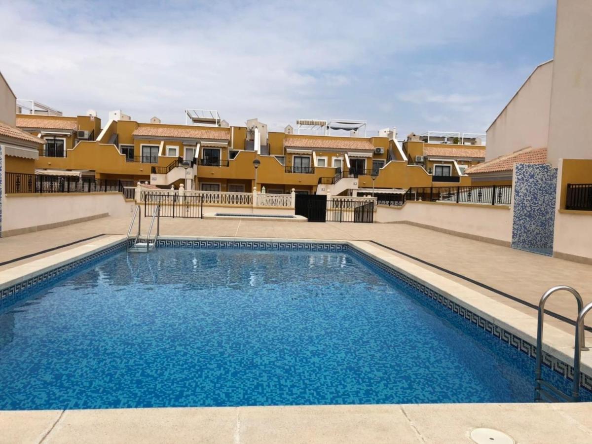 Апартаменти Apartamento Con Terraza 50M2，500M A La Playa Ареналес-дель-Соль Екстер'єр фото