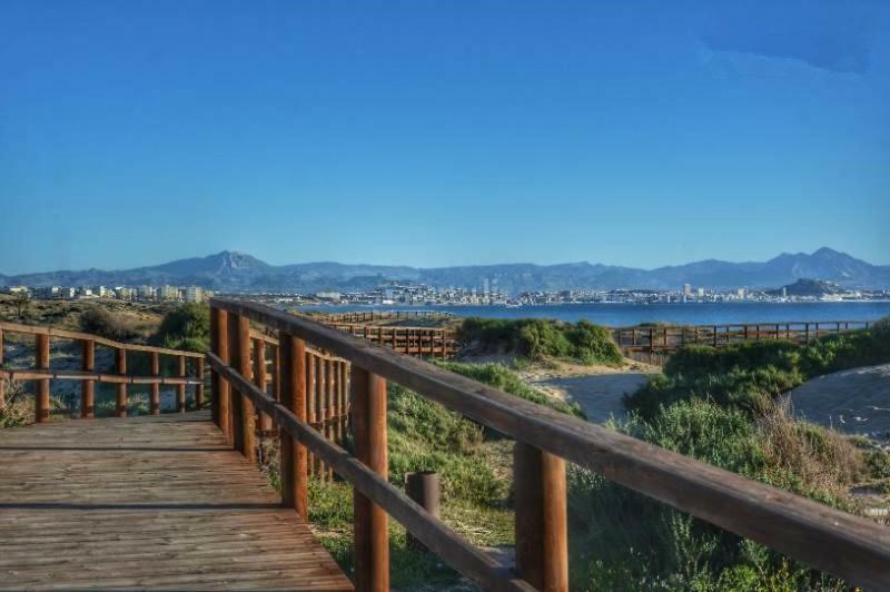 Апартаменти Apartamento Con Terraza 50M2，500M A La Playa Ареналес-дель-Соль Екстер'єр фото